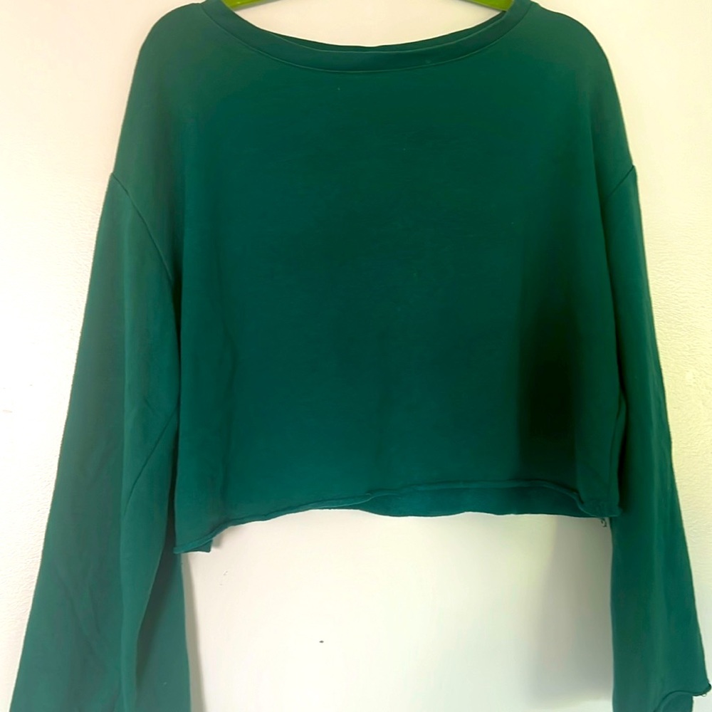 Green H&M long sleeve top